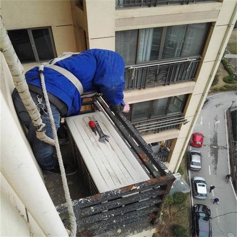深圳龙岗别墅柜机空调跳闸维修